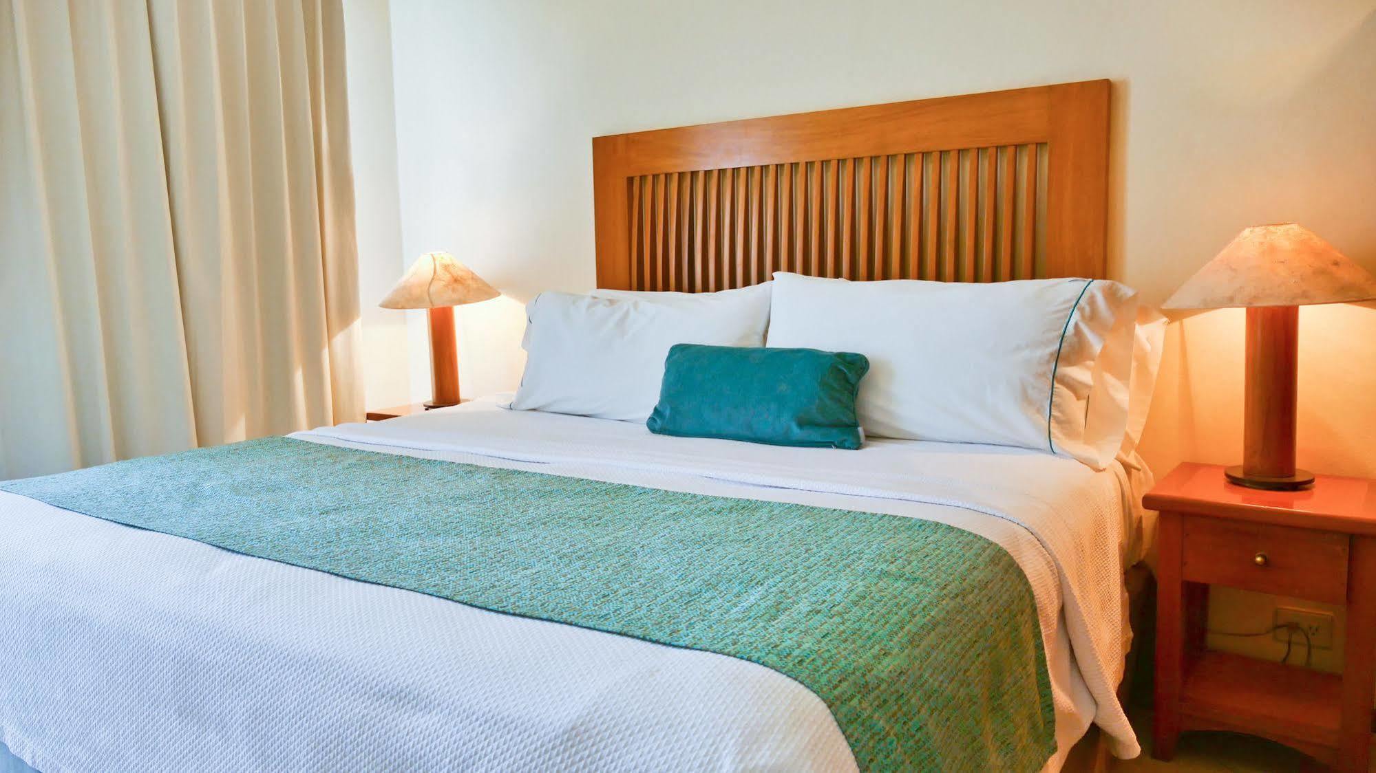 El Ameyal Hotel And Family Suites 卡波圣卢卡斯 外观 照片